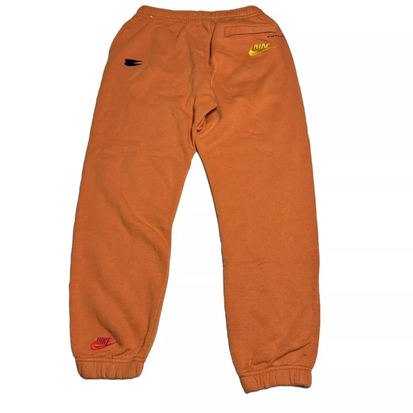 Nike Sportswear Essentials Fleece Pants In Hot Curry/Habanero Size: Large - Picture 8 of 16